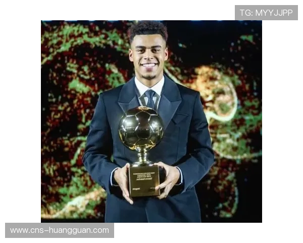 巴黎新星杜埃当选二月最佳年轻球员